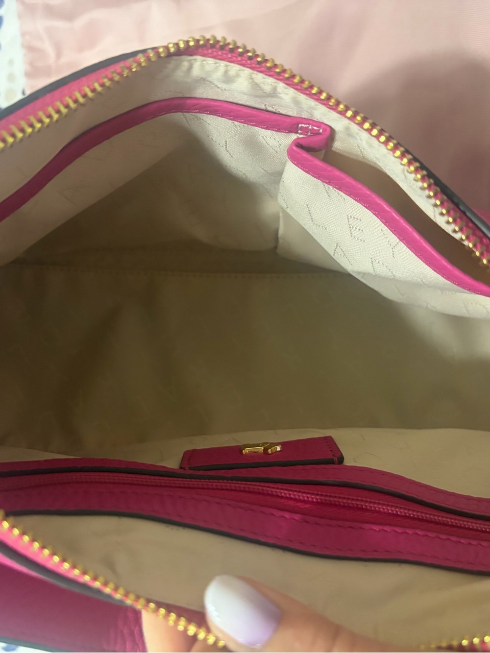 Radley London Fuchsia Leather Shoulder Bag with Gold Hardware - Picture 6 of 6